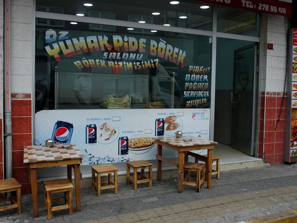 Rengarenk Hostel & Pension Estambul Exterior foto